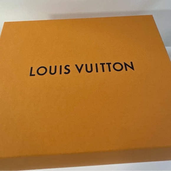 Louis Vuitton Calfskin Monogram Territory Flat Ranger Boots - Picture 13 of 13